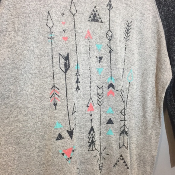 Arrow Top - Picture 2 of 4